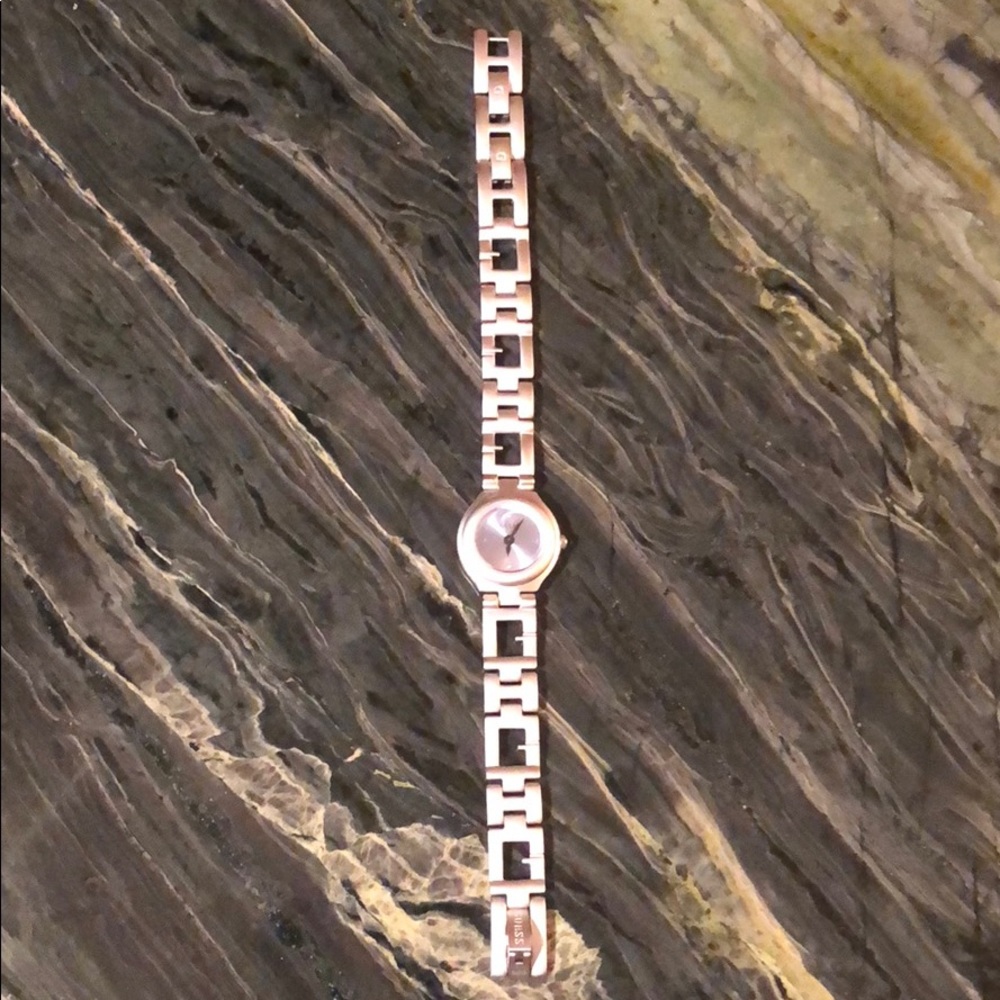 New ‼️ Guess G65977L Stainless Steel Watch - Picture 2 of 5